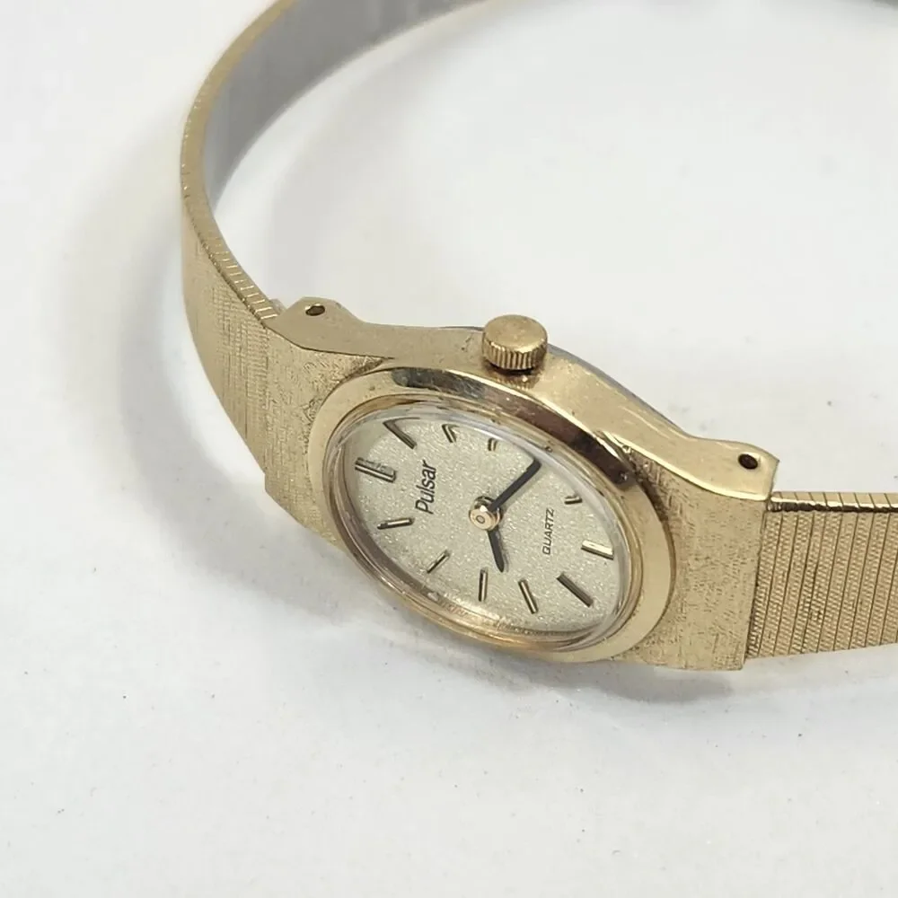 Pulsar Womens Watch Y590-5589 Gold Tone Stainless New Battery Vintage